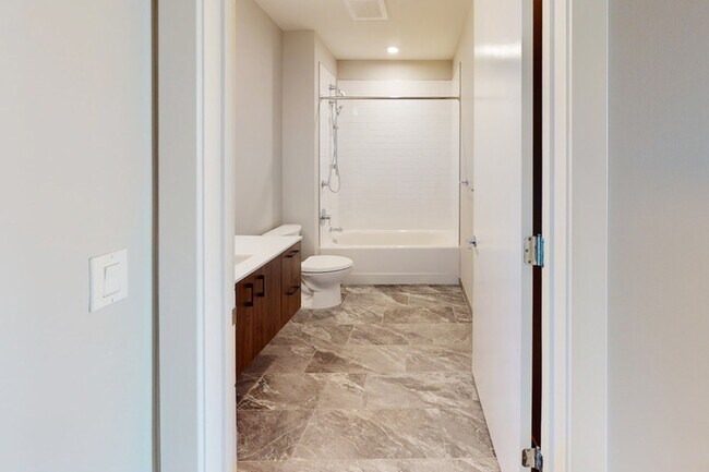 Floorplan - 520 E Armour