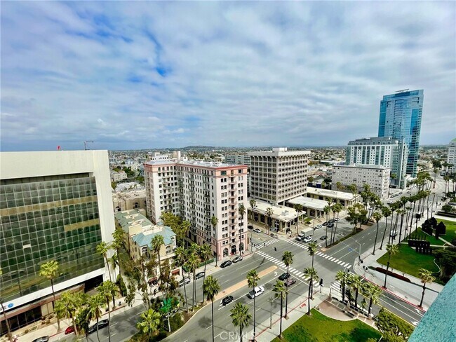 Building Photo - 488 E Ocean Blvd