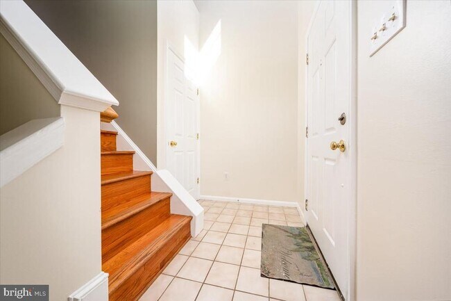 Building Photo - 12121 Amber Ridge Cir