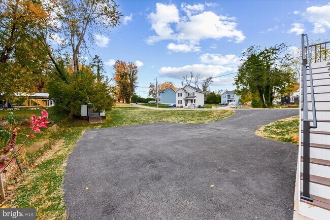 Building Photo - 914 Old Rixeyville Rd