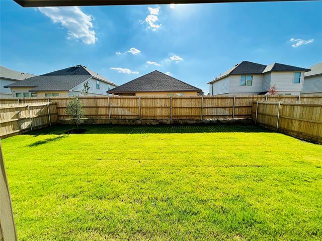 Building Photo - 8308 White Pine Dr