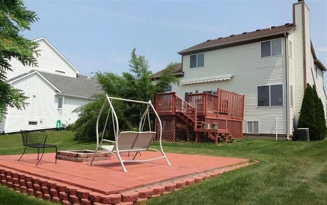 Building Photo - 292 Sandrock Ct