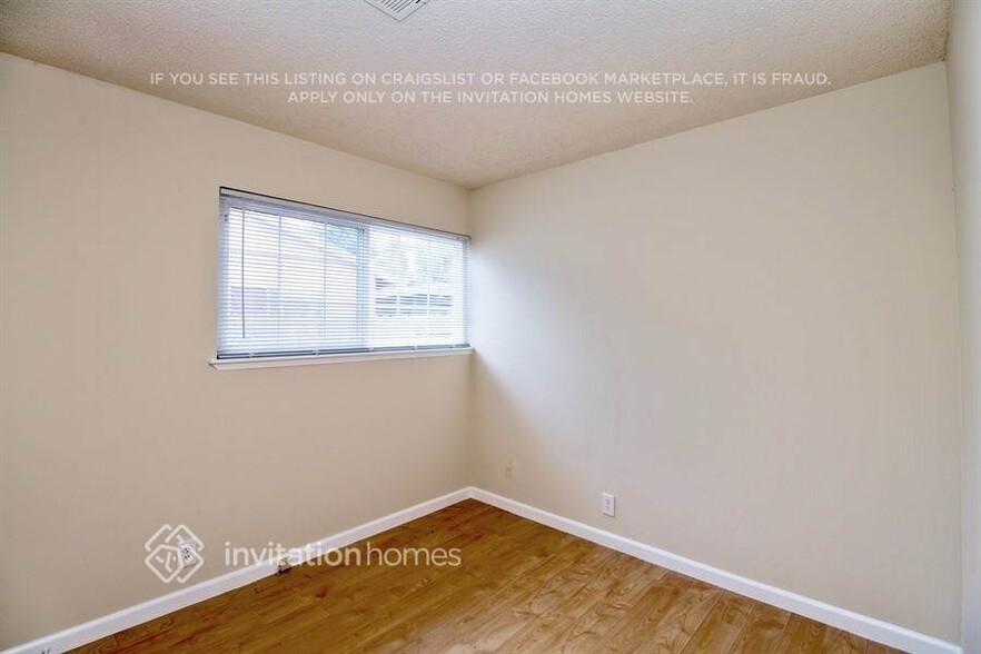 Building Photo - 125 Kennison Ct
