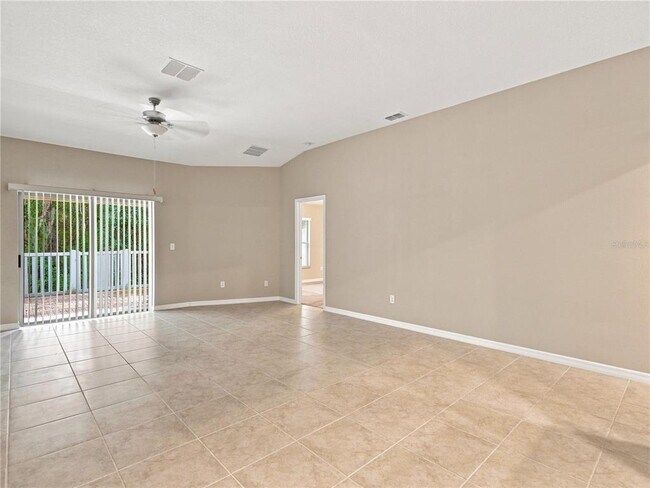 Building Photo - 13432 Crest Lake Dr