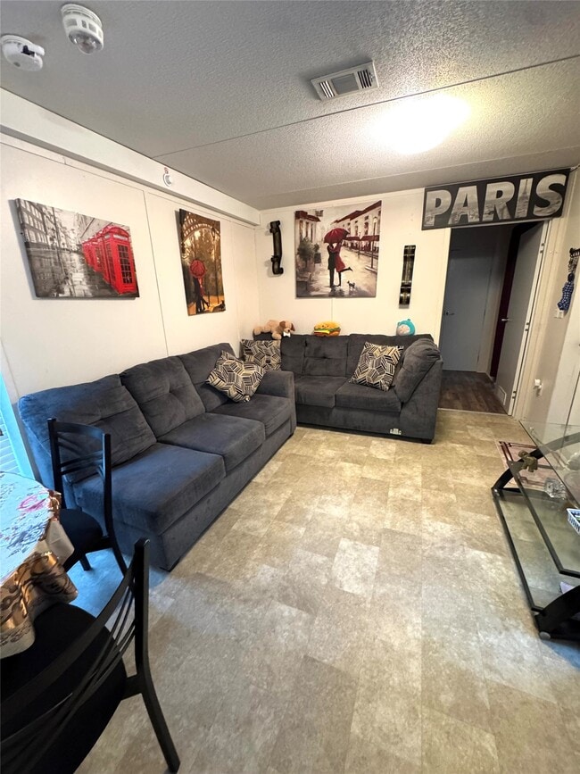 Building Photo - 5100 Allen-Genoa Rd