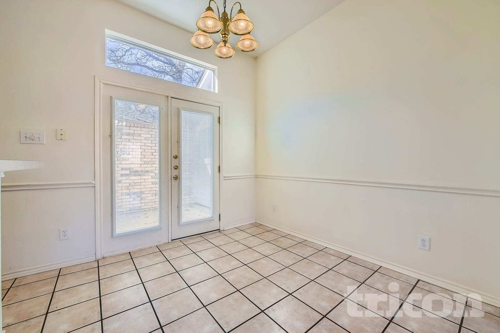 Building Photo - 5933 Sagebrush Trail