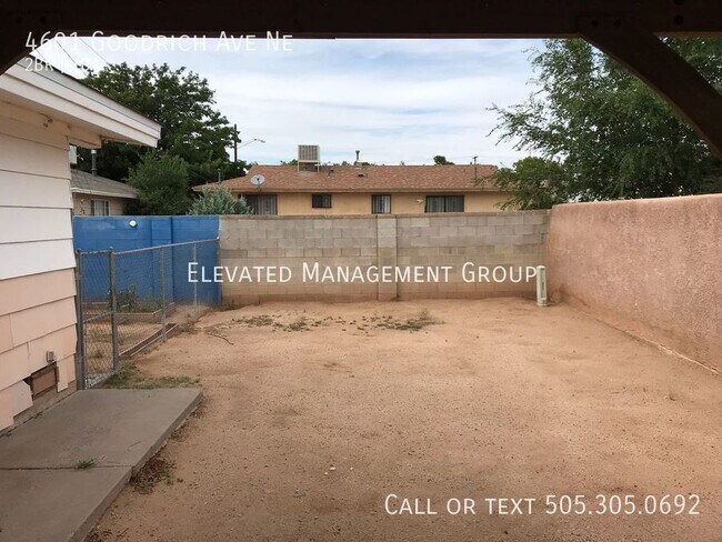 Building Photo - 4601 Goodrich Ave NE