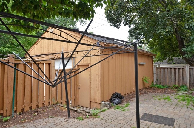 Building Photo - 4329-4331 Thomas ave N