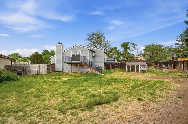 Building Photo - $2,895.95 - 3 Bed, 2 Bath Home in Arvada with Central AC, and Fenced in Yard!
