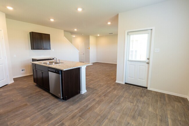 Building Photo - 50% Security Deposit! Smart-Home 3BR w/ Covered Patio in Legendary Trails – San Antonio