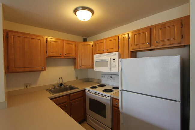 Building Photo - 105 Westgate Dr