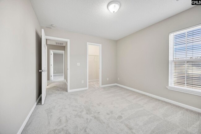 Building Photo - 153 Pennsylvania Ct