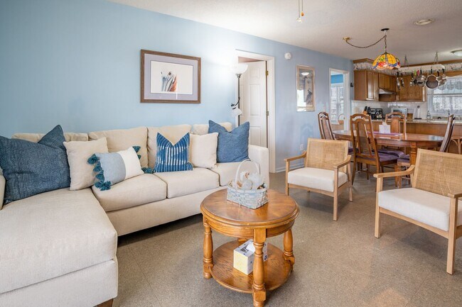 Building Photo - OCEANFRONT FURNISHED OFF-SEASON RENTAL-STA...