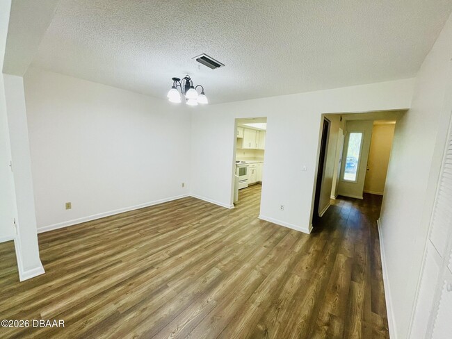 Building Photo - 112 Tomoka Meadows Blvd