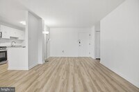 Building Photo - 5250 Valley Forge Dr