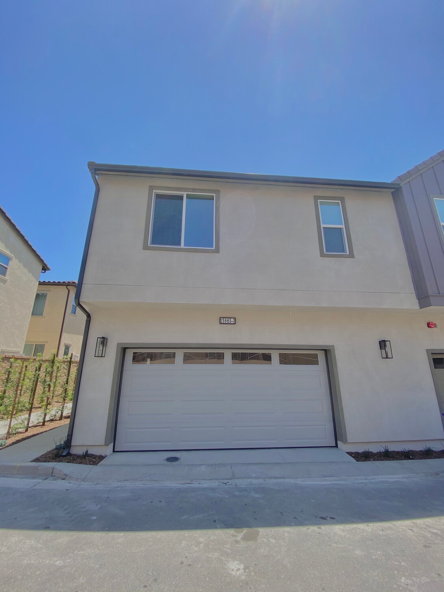 Building Photo - 15982 Parkhouse Dr