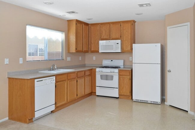 Building Photo - SOUTHWEST - 2 STORY HOME - 89178