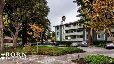 Building Photo - 1458 Hudson St