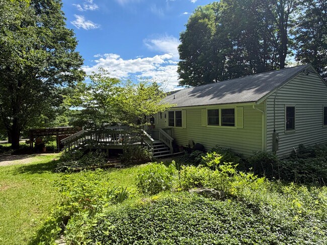 Building Photo - 59 Goose Creek Rd