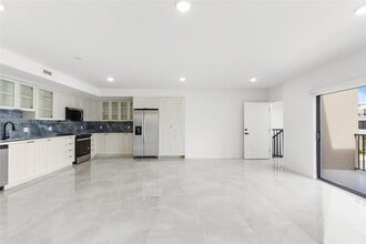 Building Photo - 14530 SW 261st Terrace