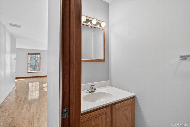 Building Photo - 98 Black Creek Rd