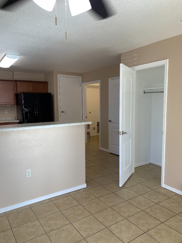 Building Photo - 6345 Reynolds Dr