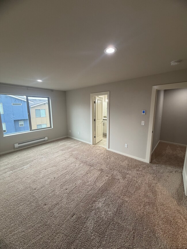 Building Photo - 1049 SW 99th Pl