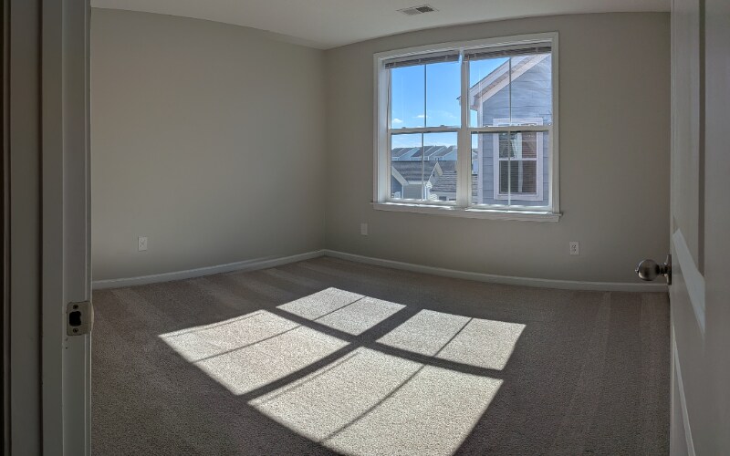 Building Photo - 115 Yorkshire Dr