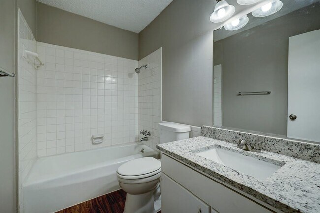 Building Photo - 10306 Hammerly Blvd