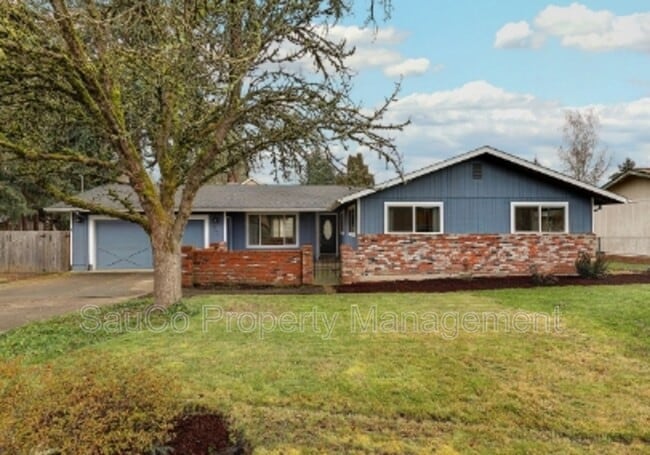 Building Photo - 823 NW 7th Ave