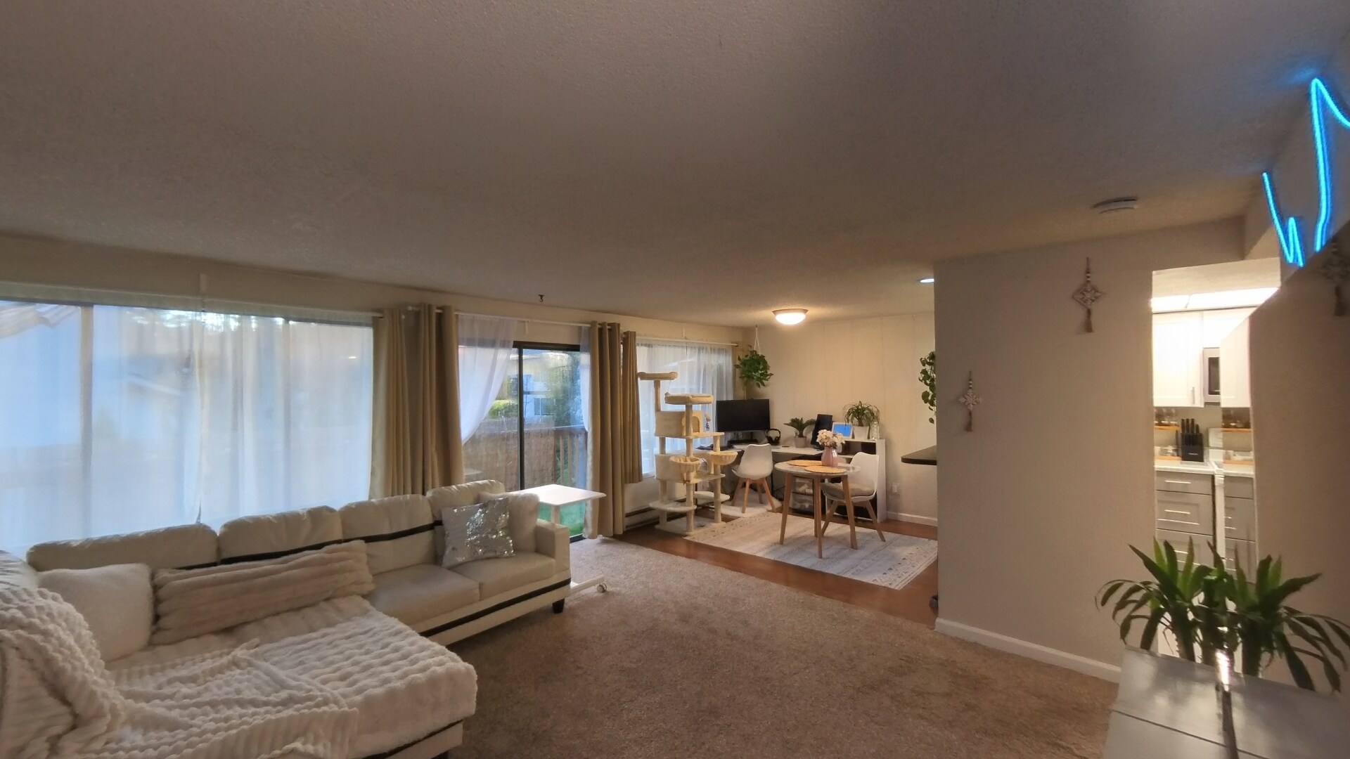 Living Area 2 - 6125 NE 193rd Place