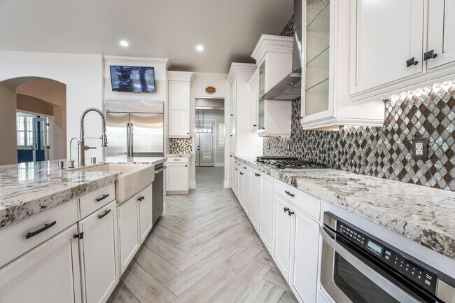 Building Photo - 10820 Woodstream Ct