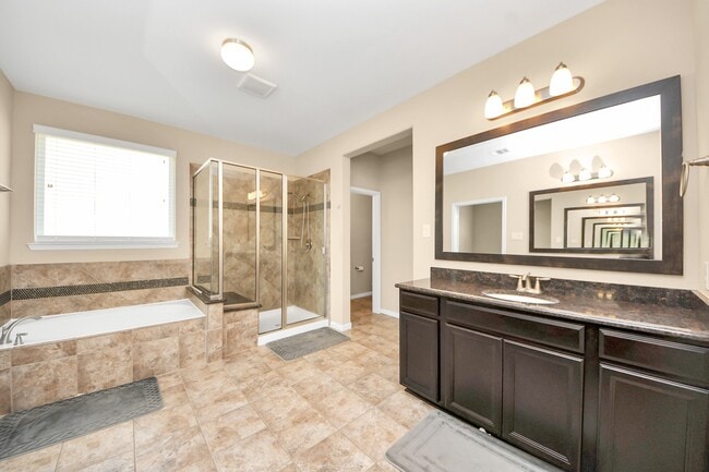 Building Photo - 27419 Canyon Reach Dr
