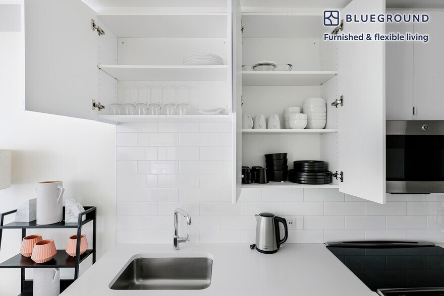 Building Photo - 1335 Boylston St