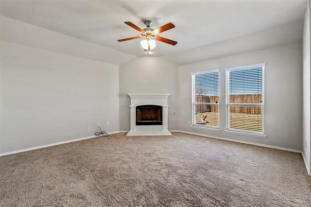 Building Photo - 3020 Oakcrest Dr