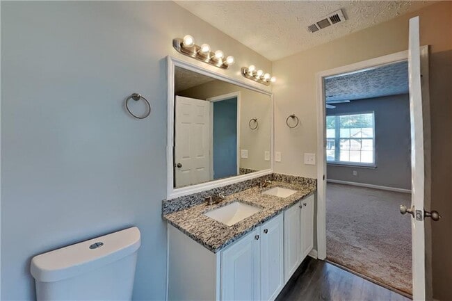 Building Photo - 4557 Darrowby Dr