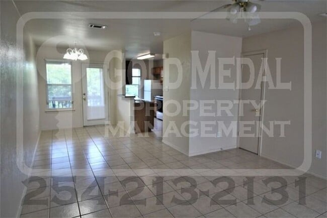 Building Photo - 1619 Inca Dr