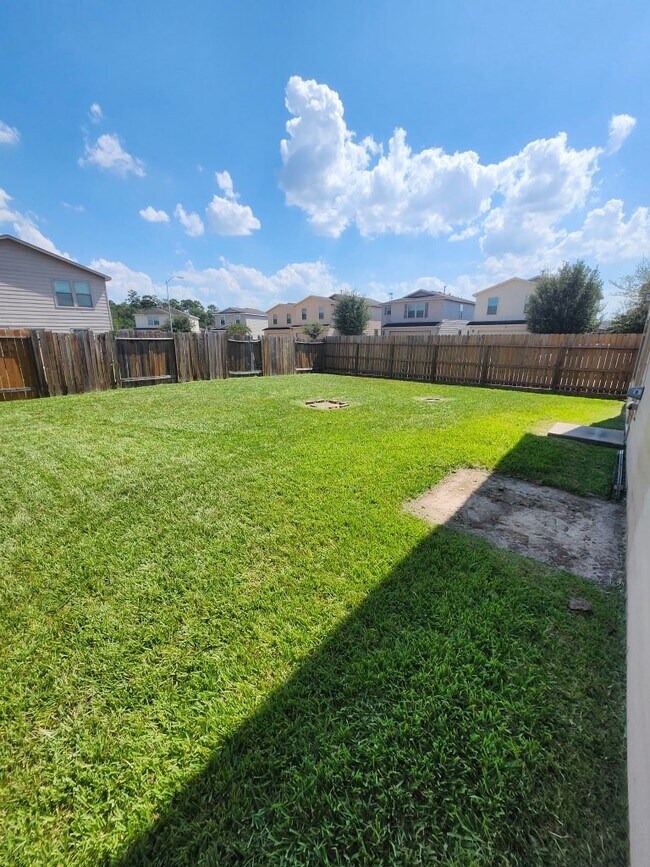 Building Photo - 9902 Waldens Pond Court