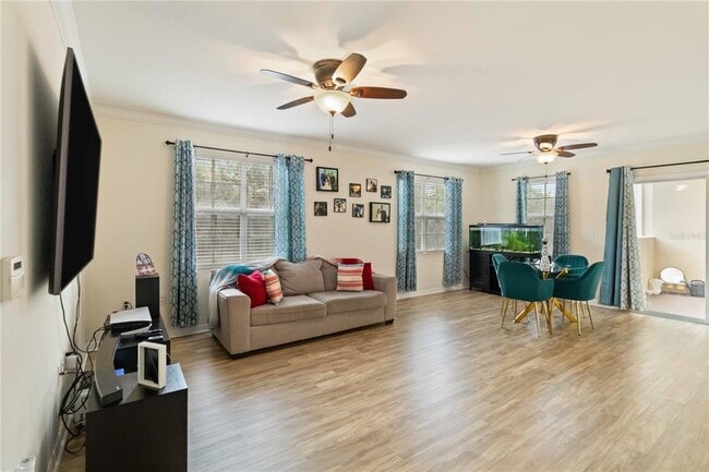 Building Photo - 1000 Villagio Cir