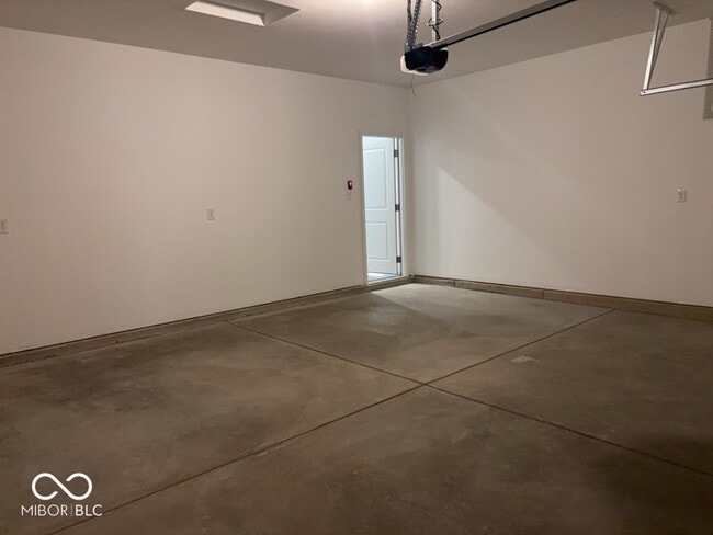 Building Photo - 817 Oyster Bay Dr