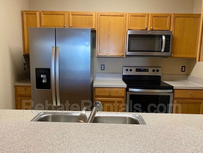 Building Photo - 7990 Baymeadows Cir E