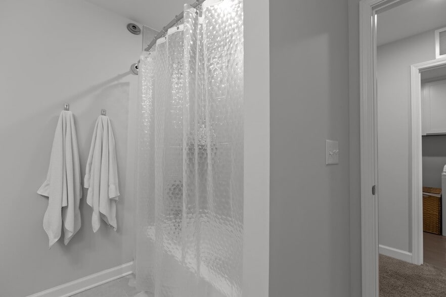 Building Photo - 604 Craftsman Rdg Trl