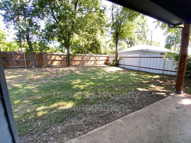 Building Photo - 5408 Fernander Dr