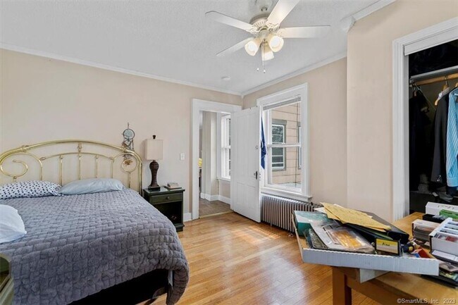 Building Photo - 300 Humphrey St