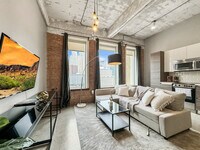 Building Photo - 500 S Ervay St