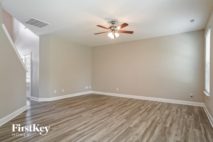 Building Photo - 4301 Sir Julian Ct