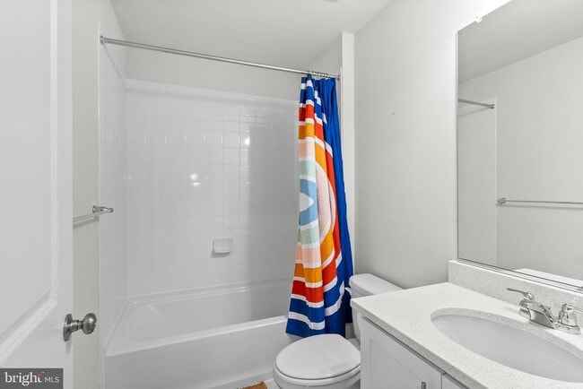 Building Photo - 9715 Summerton Dr