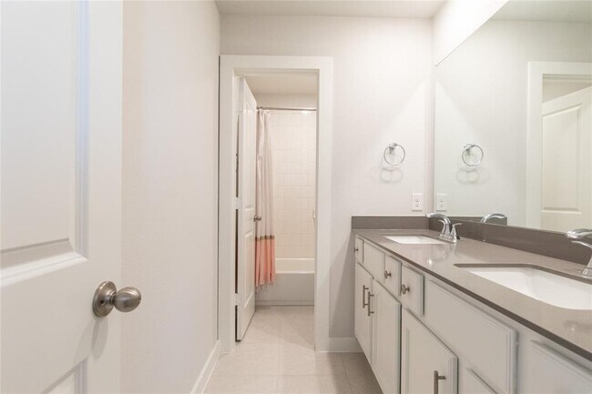 Building Photo - 19722 Upper Canyon Ct