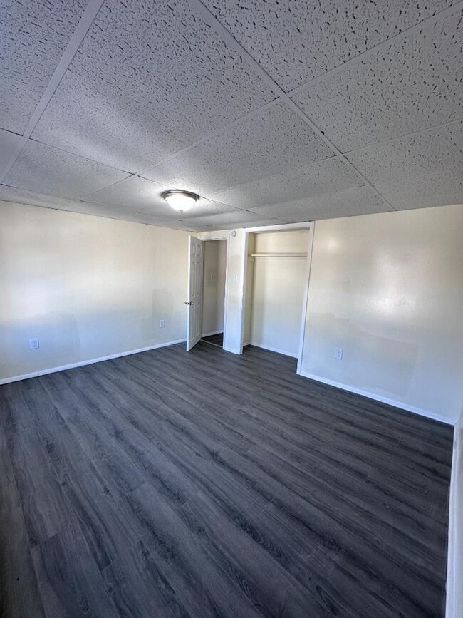 Building Photo - 153 Vine St