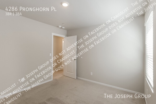 Building Photo - 4286 Pronghorn Pl